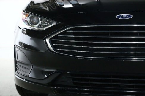 Used 2020 Ford Fusion SE image 6