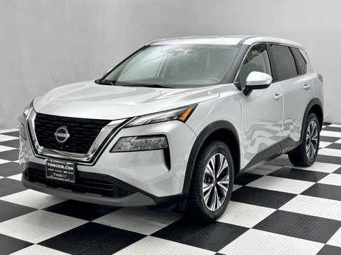 Used 2023 Nissan Rogue SV image 4