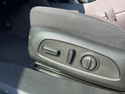 Used 2023 Chevrolet Malibu LT image 16