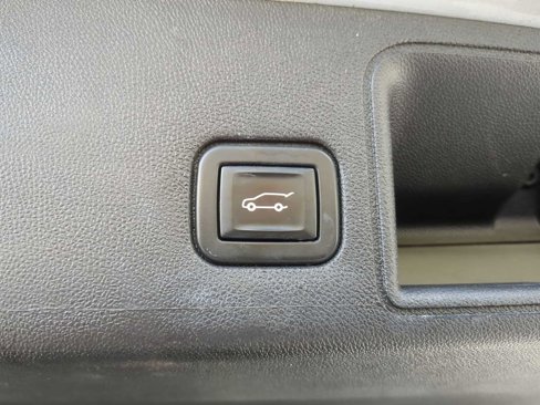 Used 2020 GMC Terrain SLT w/ Preferred Package image 26