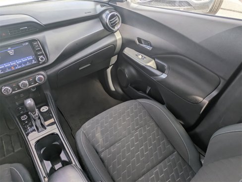 Used 2024 Nissan Kicks SV image 17