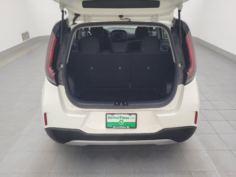 Used 2023 Kia Soul LX w/ LX Technology Package image 29