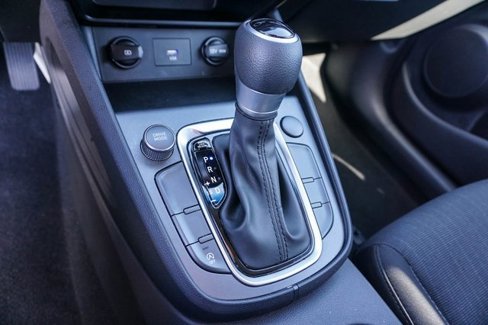 Used 2022 Hyundai Kona SEL image 16