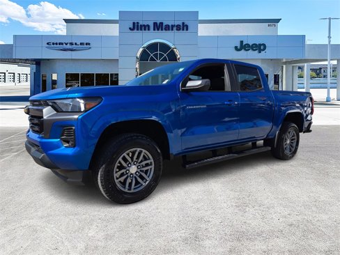 Used 2023 Chevrolet Colorado LT w/ LT Convenience Package image 2