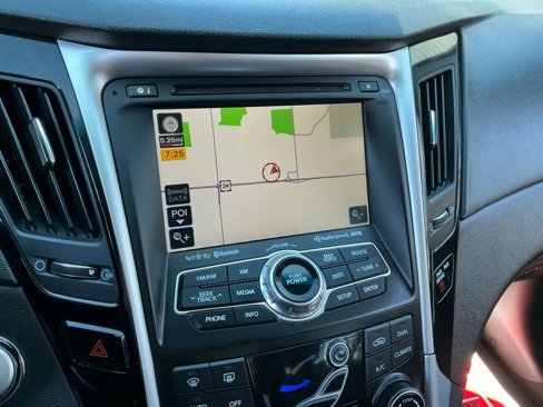 Used 2013 Hyundai Sonata Limited w/ Premium Pkg image 30