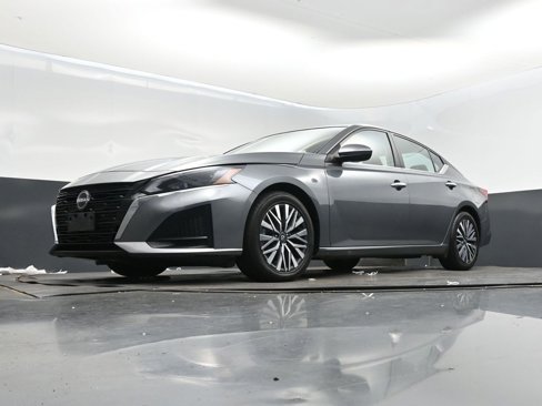 Used 2023 Nissan Altima 2.5 SV image 38