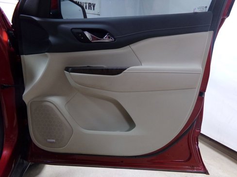 Used 2021 GMC Acadia Denali w/ Denali Technology Package image 7