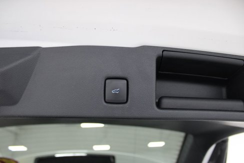 Used 2020 Ford Escape Titanium w/ Titanium Premium Package 2.0 image 28