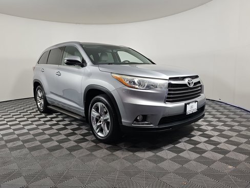 Used 2014 Toyota Highlander Limited image 6