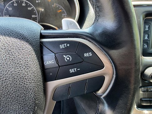 Used 2016 Jeep Grand Cherokee Laredo w/ Quick Order Package 23E image 22