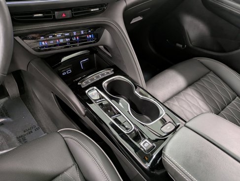 Used 2022 Buick Envision Avenir w/ Technology Package II image 14