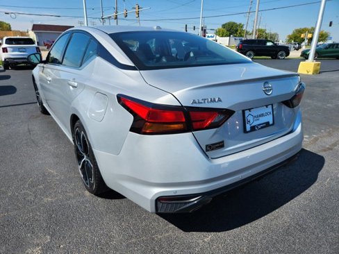 Used 2023 Nissan Altima 2.5 SR image 7