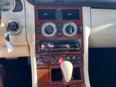 Used 2001 Mercedes-Benz SLK 320 image 28