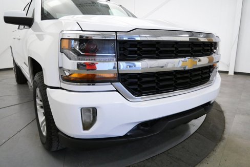 Used 2017 Chevrolet Silverado 1500 LT w/ All Star Edition image 35