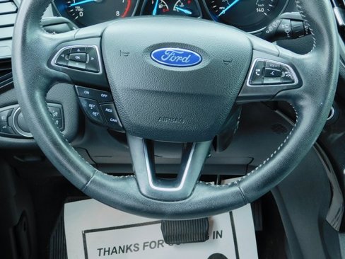 Used 2019 Ford Escape SE image 14