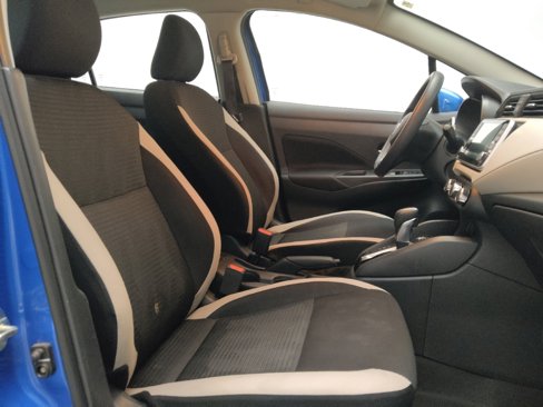 Used 2021 Nissan Versa SV image 21