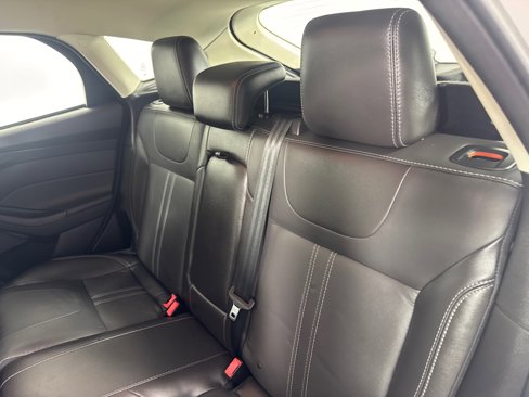 Used 2014 Ford Focus SE w/ Equipment Group 201A image 20