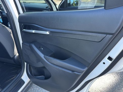 Used 2024 Kia Seltos LX image 13