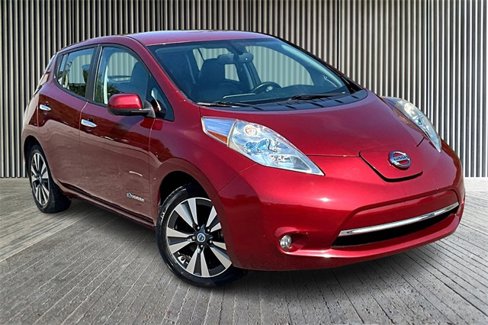 Used 2014 Nissan Leaf SL w/ Premium Package image 11
