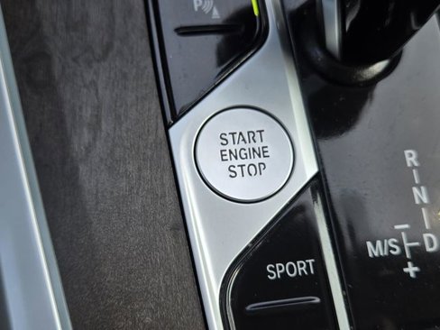 Used 2022 BMW X5 sDrive40i w/ Premium Package image 21