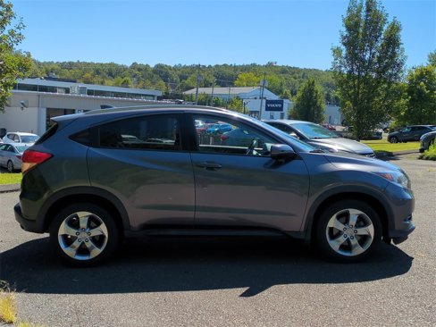 Used 2018 Honda HR-V EX-L image 2