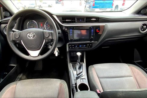 Used 2019 Toyota Corolla LE image 14