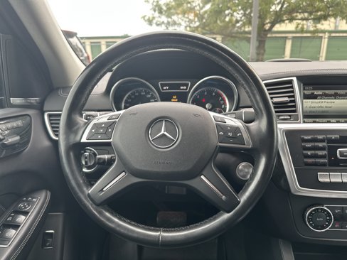 Used 2016 Mercedes-Benz GL 450 4MATIC image 13