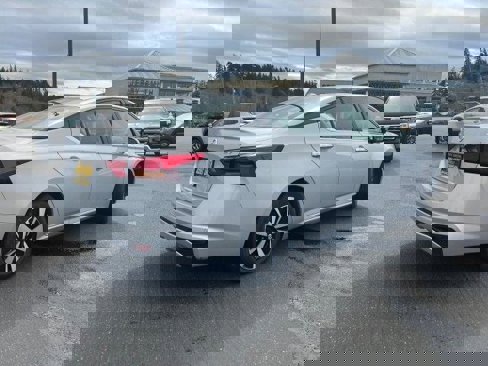 Used 2021 Nissan Altima 2.5 SV image 7