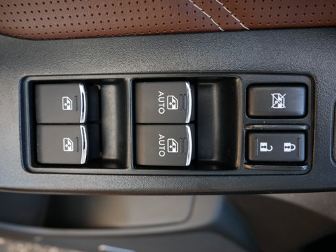 Used 2018 Subaru Forester 2.5i Touring image 11