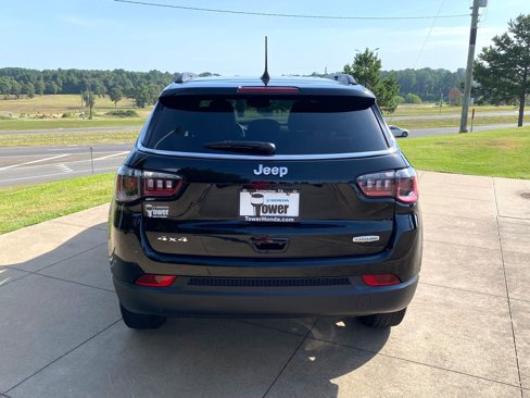 Used 2025 Jeep Compass Latitude image 5
