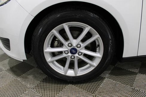 Used 2017 Ford Focus SE image 35