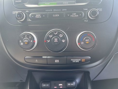 Used 2016 Kia Soul + w/ Designer's Package image 27