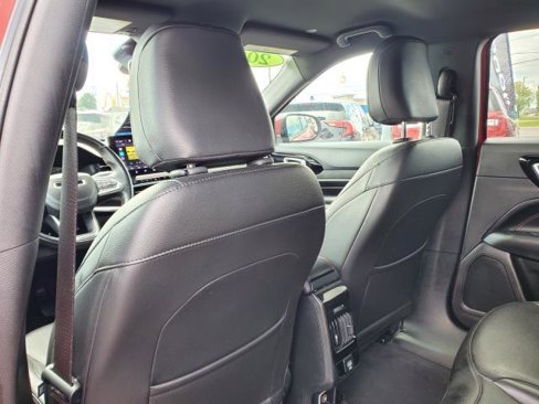 Used 2022 Jeep Compass Limited image 25