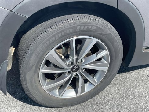 Used 2020 Hyundai Santa Fe Limited image 7