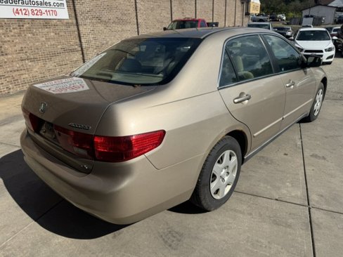 Used 2005 Honda Accord LX image 3