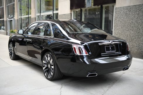 New 2025 Rolls-Royce Ghost image 4