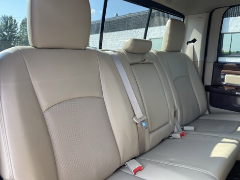 Used 2016 RAM 1500 Laramie w/ Convenience Group image 39