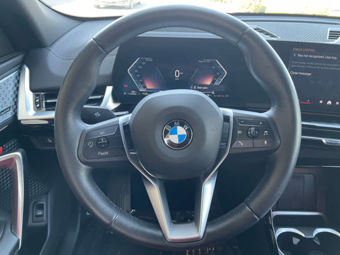 Used 2025 BMW X2 xDrive28i w/ Premium Package image 11