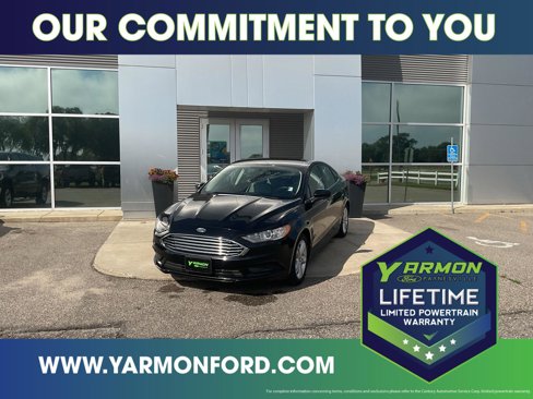 Used 2018 Ford Fusion S image 1