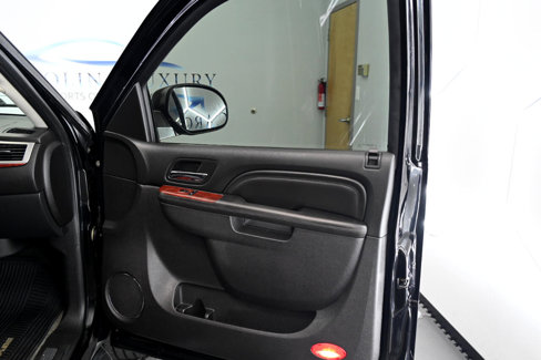 Used 2011 Cadillac Escalade ESV Luxury image 19