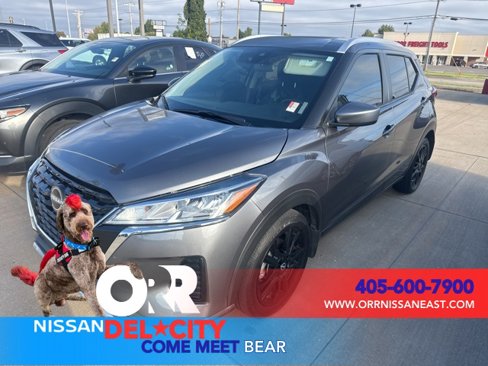 Used 2024 Nissan Kicks SV image 1