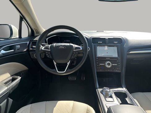 Used 2017 Ford Fusion Titanium image 23