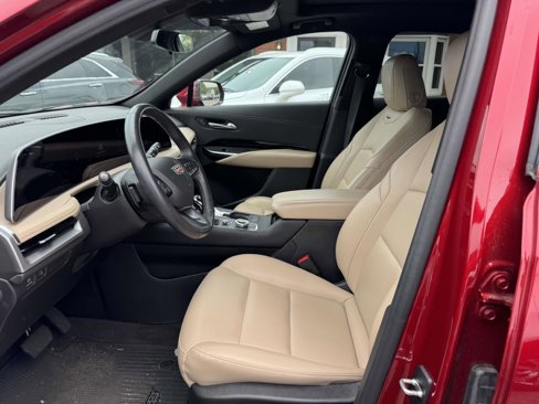 Certified 2024 Cadillac XT4 Luxury w/ Cold Weather Package image 12