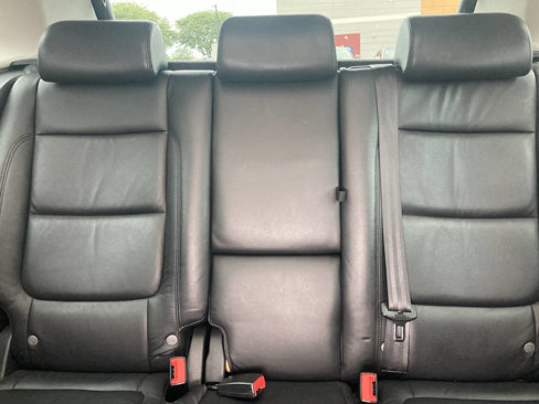 Used 2010 Volkswagen Tiguan SEL image 18