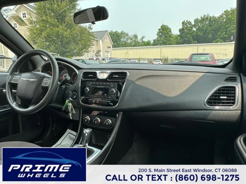 Used 2013 Chrysler 200 LX image 17