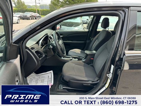 Used 2013 Chrysler 200 LX image 6