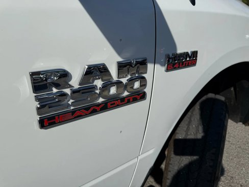 Used 2015 RAM 2500 Tradesman image 7
