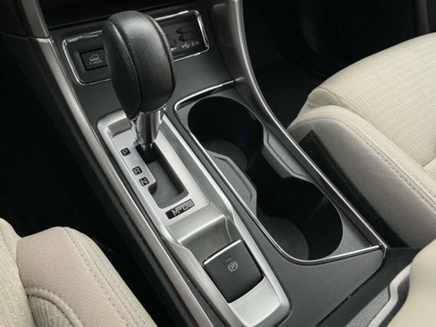 Used 2020 Subaru Ascent Premium w/ Convenience Package image 21