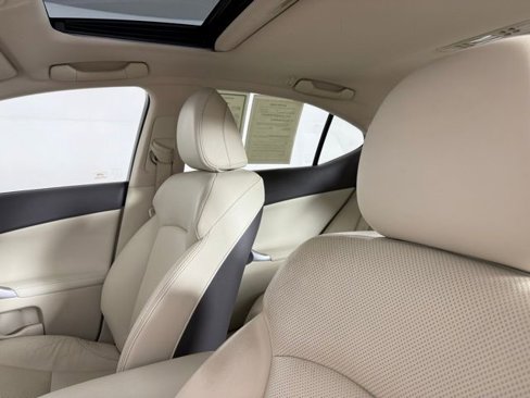 Used 2011 Lexus IS 250 image 18
