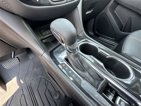 Certified 2022 Chevrolet Equinox Premier w/ LPO, Floor Liner Package image 16